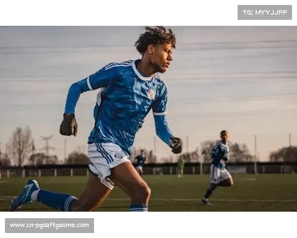 布雷斯特与梅斯对攻大战，德尔卡斯蒂略点球破门