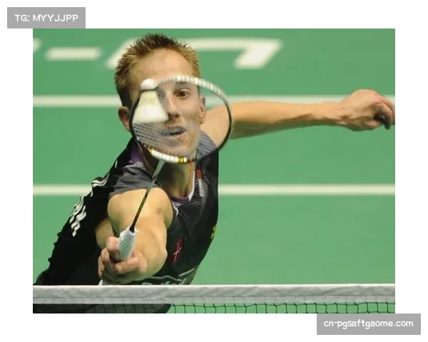 “特写镜头：目睹本方转换失误导致丢球后，场边的克洛普愤怒摔掉战术板”